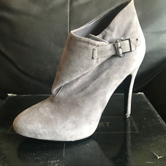 Colin Stuart bootie - Picture 1 of 6